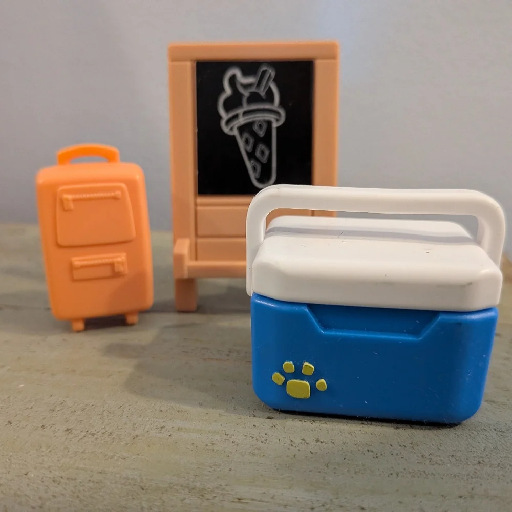 Bluey Blue Cooler, Ice Cream Suitcase For Beach Day Figure Replacement